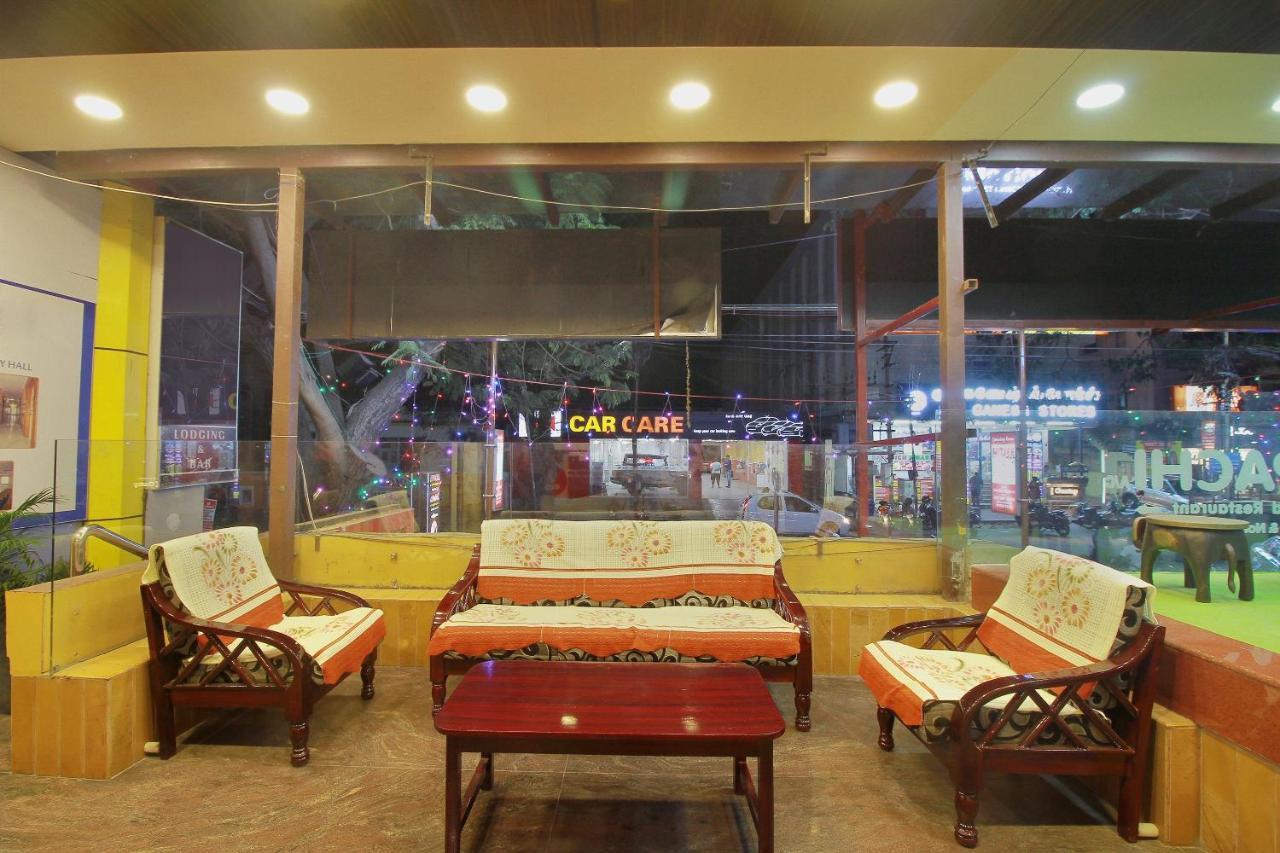 Capital O Rj Grand Hotel Coimbatore Exterior photo