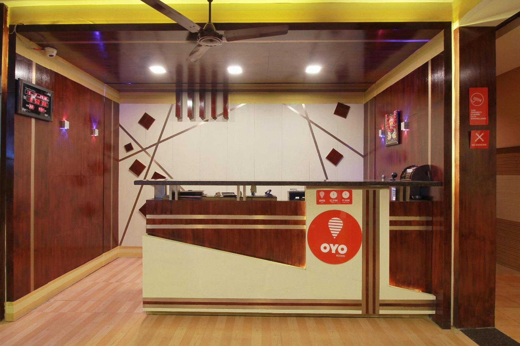 Capital O Rj Grand Hotel Coimbatore Exterior photo