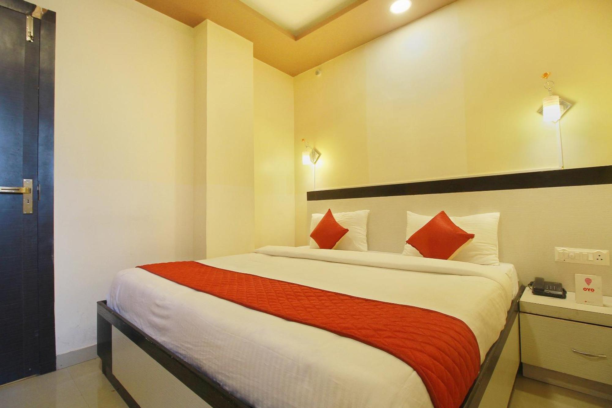 Capital O Rj Grand Hotel Coimbatore Exterior photo